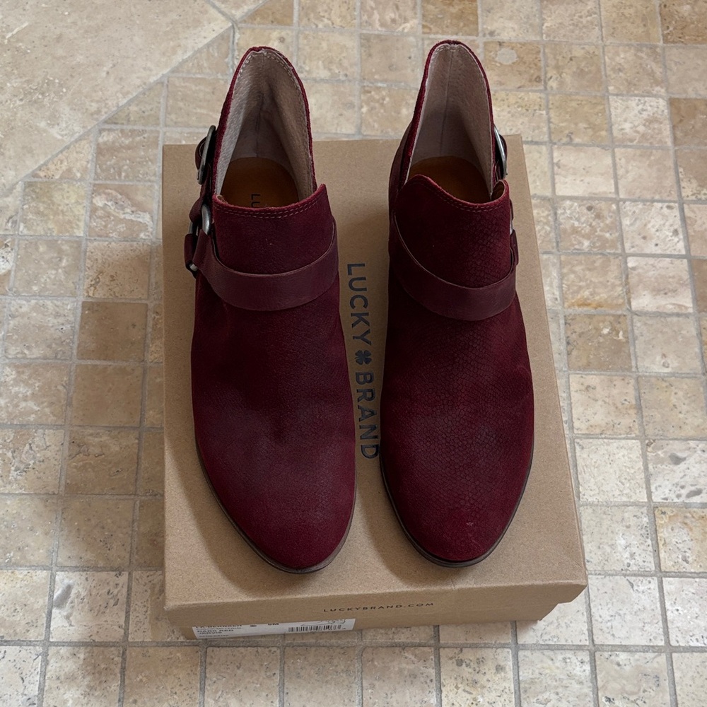Lucky Brand women Deep Red Suede Boots